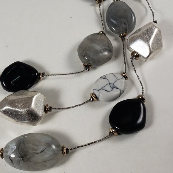 Elegant Multi-Strand Silver-tone Necklace with Black, Gray, and Silver Beads - Picture 7 of 11